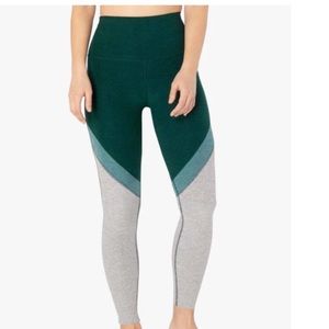 Beyond Yoga Spacedye Tri Panel Midi Leggings